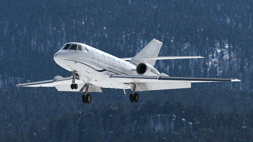 Dassault Falcon 20 midsize jet for Baltimore charter