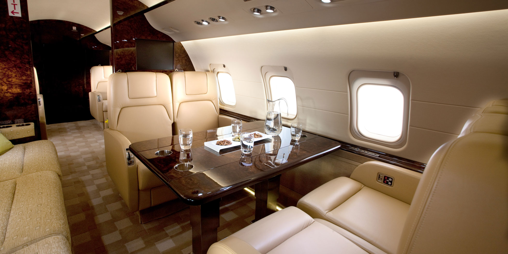 Challenger 850 view for Baltimore charter